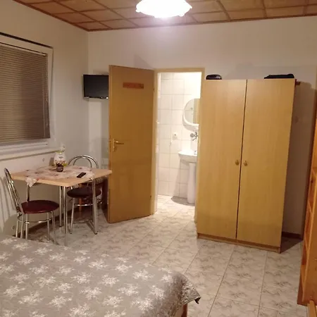 Pokoje Goscinne U Mirka Homestay
